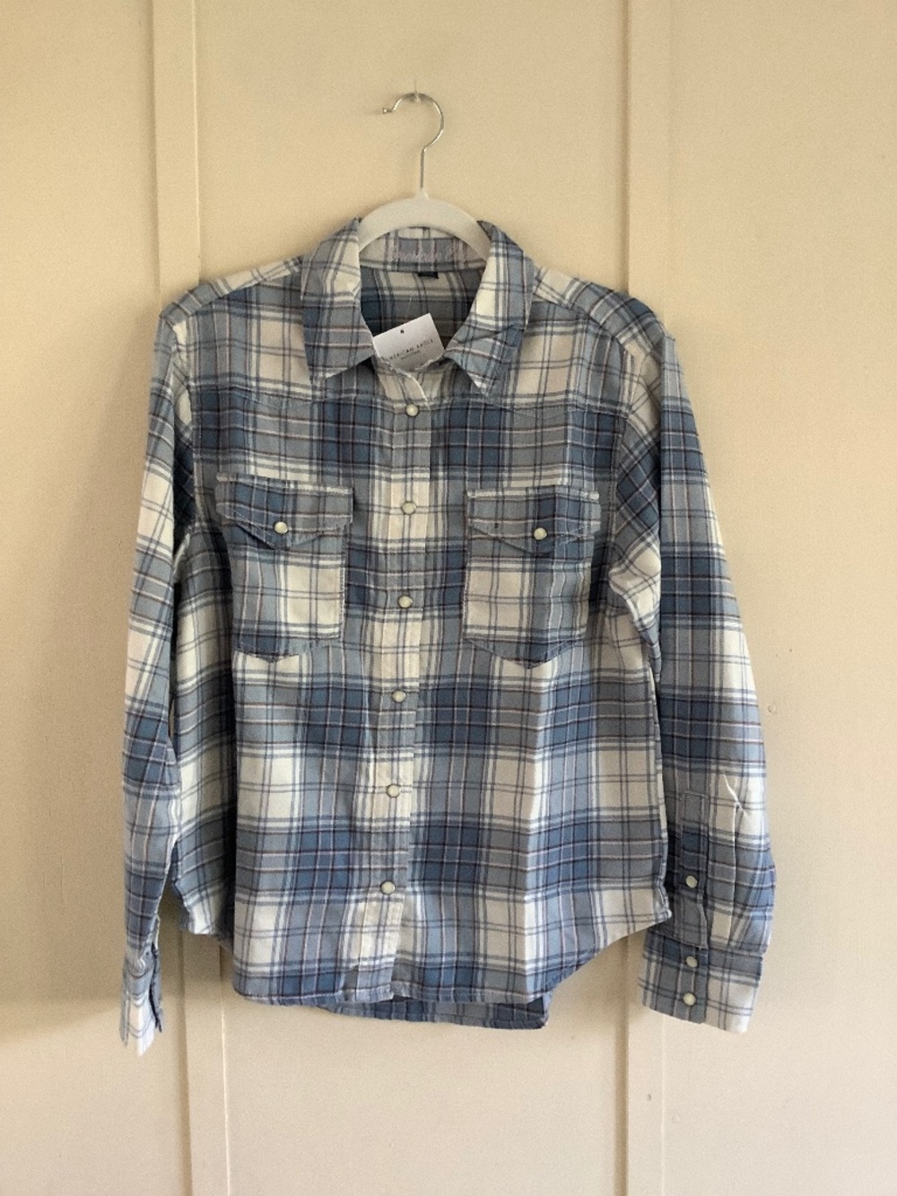 NWT American Eagle Throwback Flannel Button-Up Shirt
